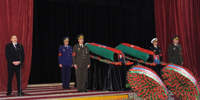 Şəhid Mübariz İbrahimov və Fərid Əhmədovun dəfn olunduğu gündür (VIDEO)