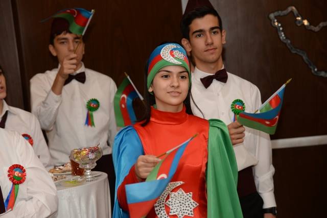 Nəsimi rayon məktəbliləri növbəti dəfə "Ölkəmizi tanıyaq" adı altında maarifləndirici tur-aksiyada iştirak edəcəklər