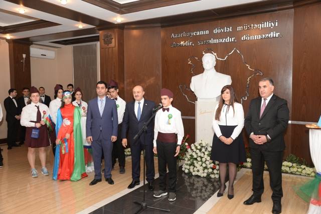 Nəsimi rayon məktəbliləri növbəti dəfə "Ölkəmizi tanıyaq" adı altında maarifləndirici tur-aksiyada iştirak edəcəklər