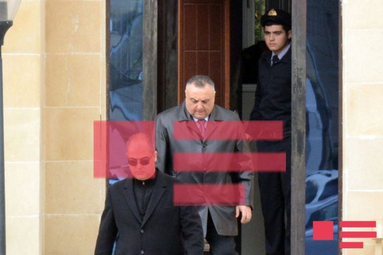 Eldar Mahmudov 3 saat dindirildi (YENİ FOTOLAR)