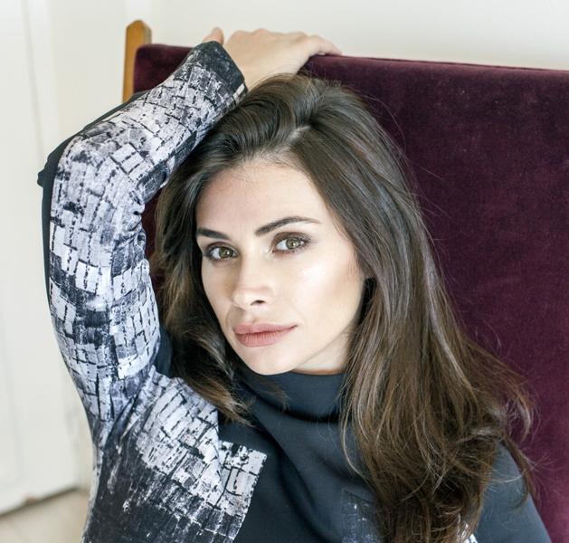 Məlahət Abbasova əslən azərbaycanlı olan məşhurun 50 illik VƏTƏN HƏSRƏTİNƏ SON QOYDU