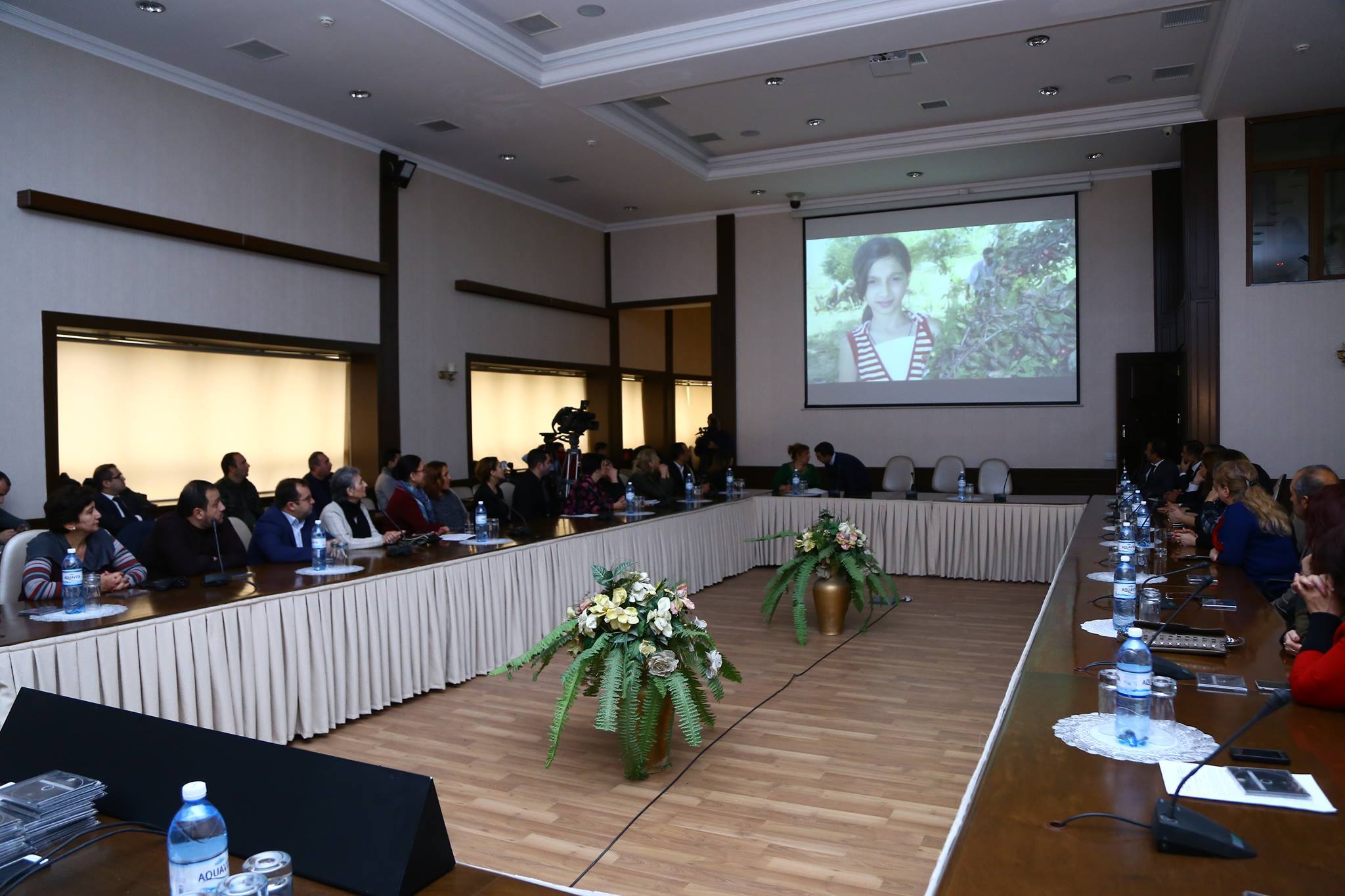 “SƏRHƏD” sənədli filmi ictimaiyyətə təqdim olundu
