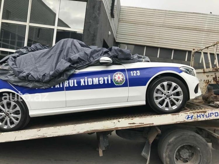 Yol polisinə yeni maşınlar verildi (FOTO)
