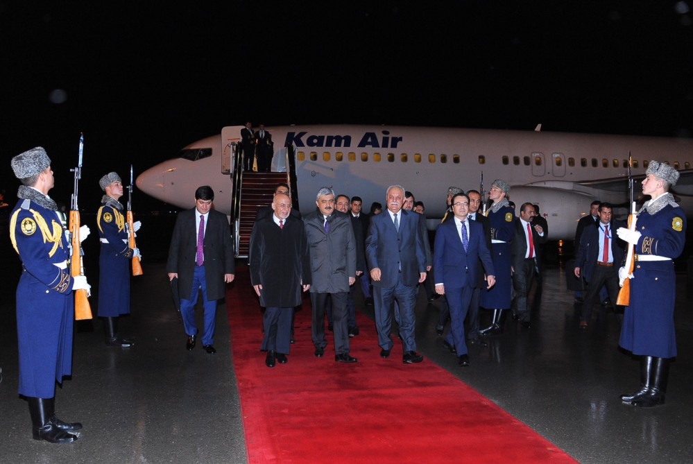 Əfqanıstan prezidenti Azərbaycana gəldi (FOTO)