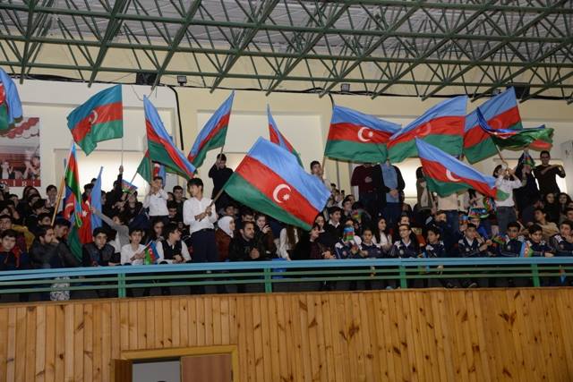 Nəsimi rayonunda Ümummilli Lider Heydər Əliyevin xatirəsinə həsr edilmiş voleybol üzrə turnirə yekun vurulmuşdur.