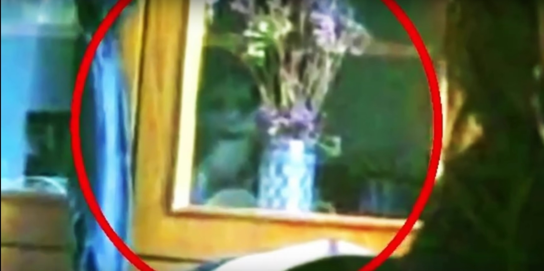 Öz fotosuna baxanda ŞOKA düşdü - Elə şey gördü ki... - FOTOLAR