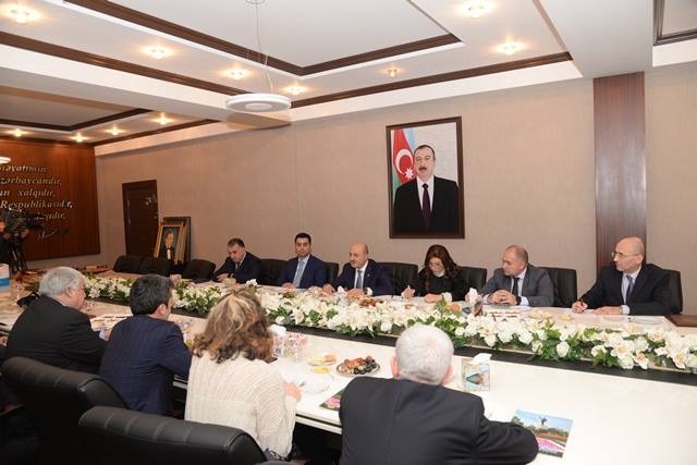 Türkiyə Respublikası İzmit Bələdiyyəsinin nümayəndə heyəti Nəsimi rayon İcra Hakimiyyətində olmuşlar