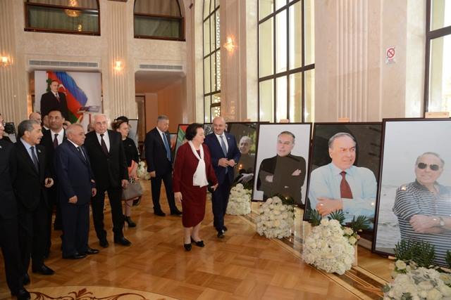 Türkiyə Respublikası İzmit Bələdiyyəsinin nümayəndə heyəti Nəsimi rayon İcra Hakimiyyətində olmuşlar