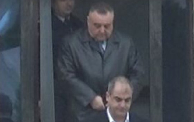 Eldar Mahmudov yenə ifadə verdi — 1 milyard dollar hara çıxarılıb?