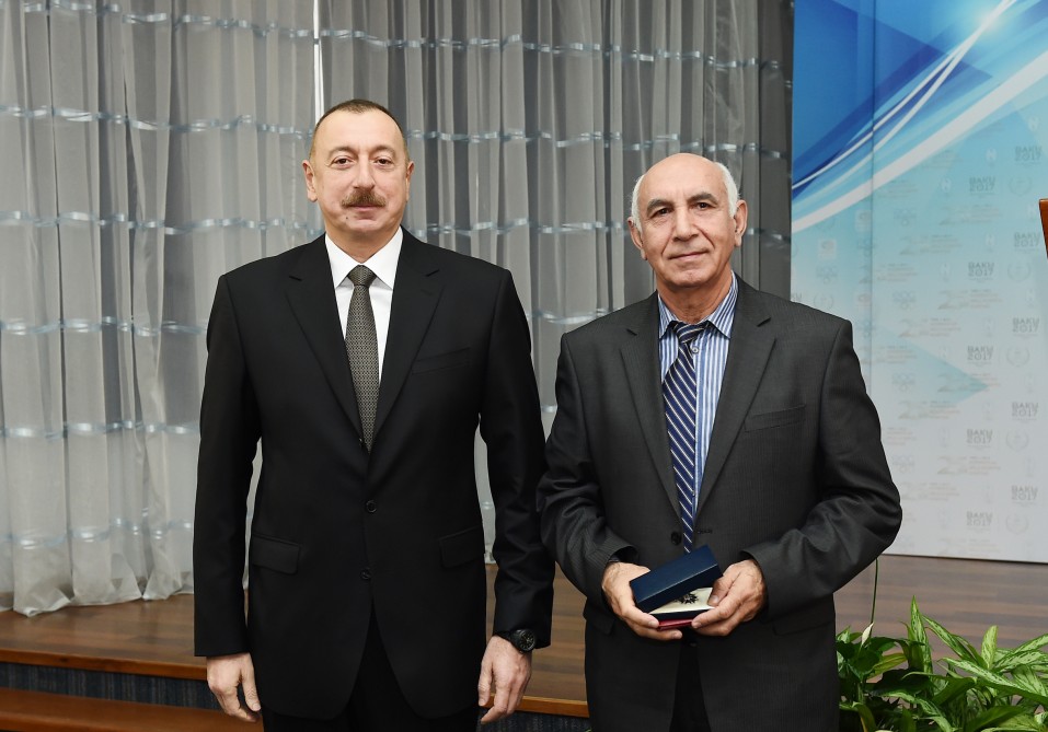 Prezidentin təltif etdiyi şəxs “Elit star” Cəmilənin keçmiş həyat yoldaşıdır- FOTO