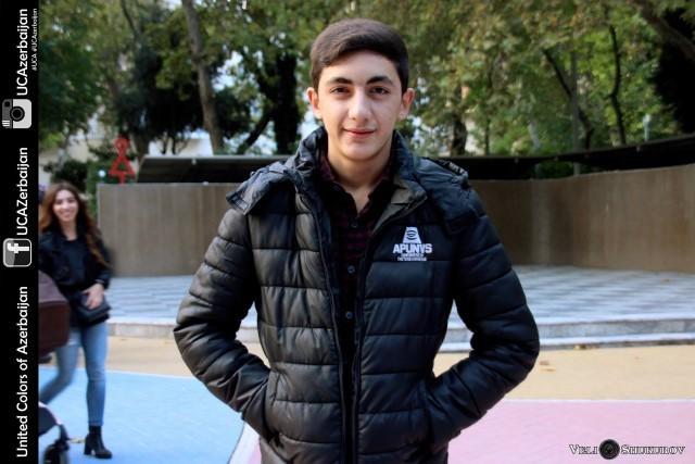 Kamal: "Məqsədim Azərbaycanda çəkəcəyim porno filmə könüllü aktrisa tapmaqdır" - FOTO