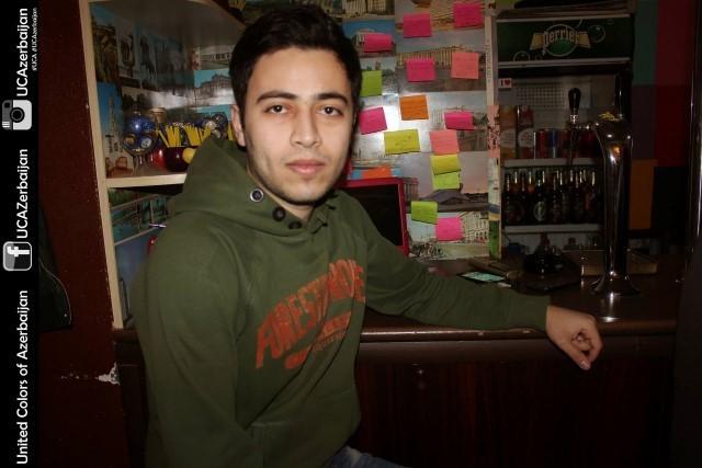Kamal: "Məqsədim Azərbaycanda çəkəcəyim porno filmə könüllü aktrisa tapmaqdır" - FOTO