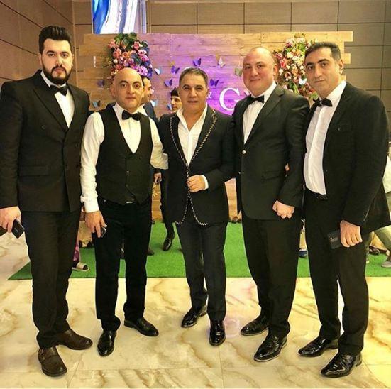 Abbasın dəbdəbəli toyundan - Fotolar