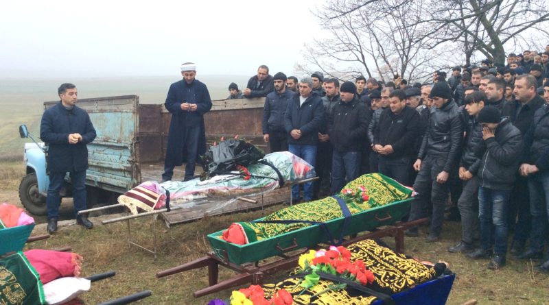 Erməninin öldürdüyü beş azərbaycanlı gənc dəfn olundu - Foto
