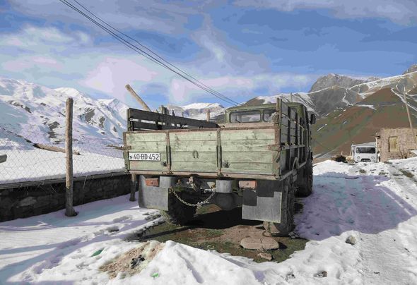 Alpinistləri dağa aparan sürücü: Qərarımı son anda dəyişdim – FOTO