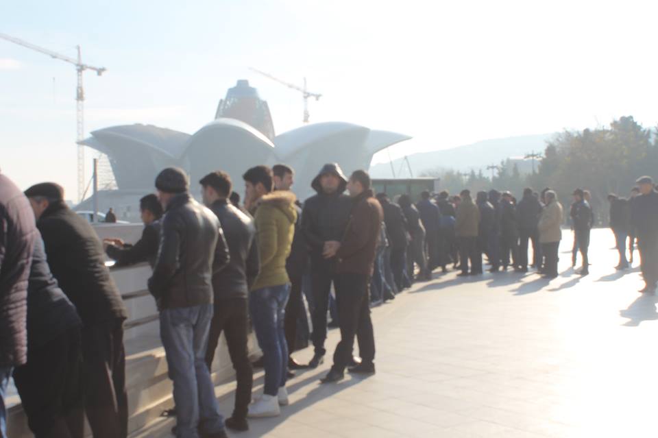 Özünü dənizə atan gənc şairin meyiti tapıldı (YENİLƏNİB/FOTOLAR)