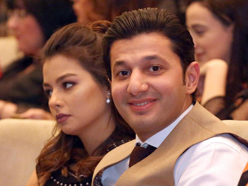 Xəyyam Nisanov ilk dəfə xanımı ilə görüntüləndi - FOTO