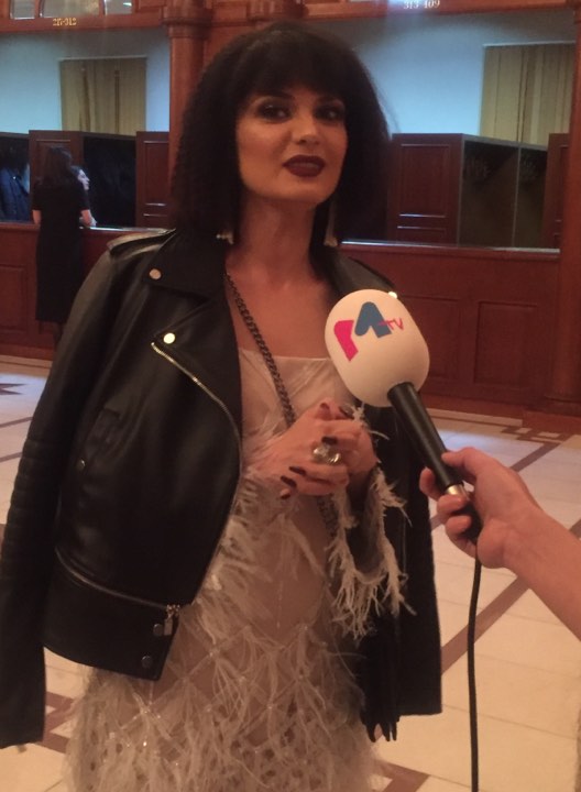 Natavan Həbibi tanınmaz hala düşdü - FOTO