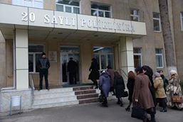 Nəsimi rayonunda tibbi müayinə uğurla davam etdirilir.