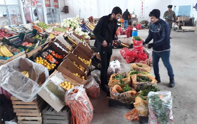 İcra başçısı yarmarkada - FOTOLAR