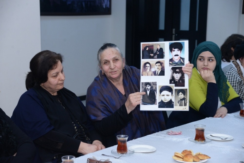 Nəsimi rayonunda Xocalı sakinləri ilə görüş keçirilmişdir
