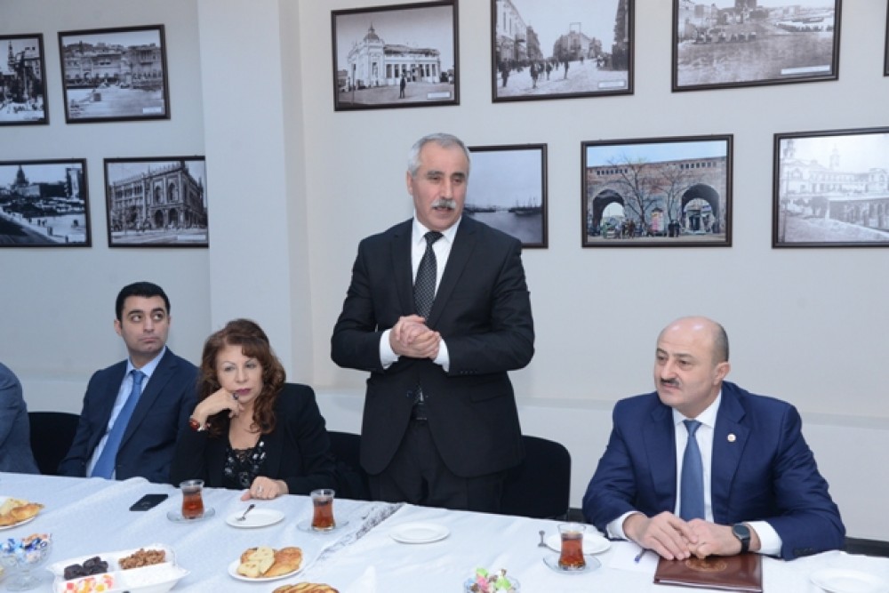 Nəsimi rayonunda Xocalı sakinləri ilə görüş keçirilmişdir