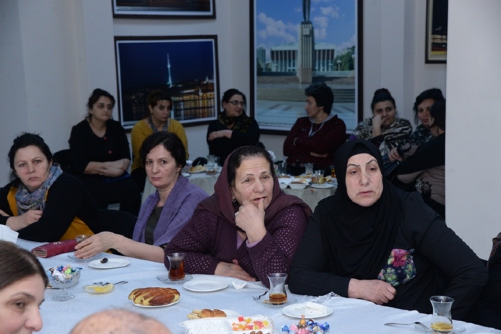 Nəsimi rayonunda Xocalı sakinləri ilə görüş keçirilmişdir