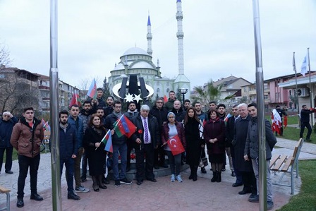 İzmitdə Xocalı soyqırımının 26-cı ildönümünə həsr edilmiş tədbirlər keçirilir