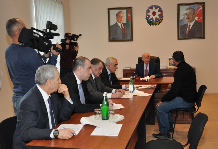 Kəmaləddin Heydərov Lənkəranda vətəndaşları qəbul etdi