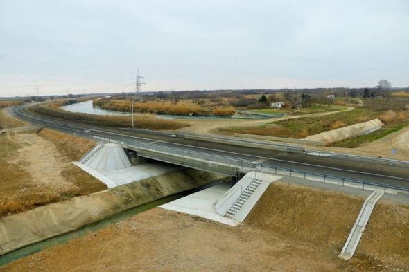 Azərbaycanda yeni yol istifadəyə verildi – FOTO