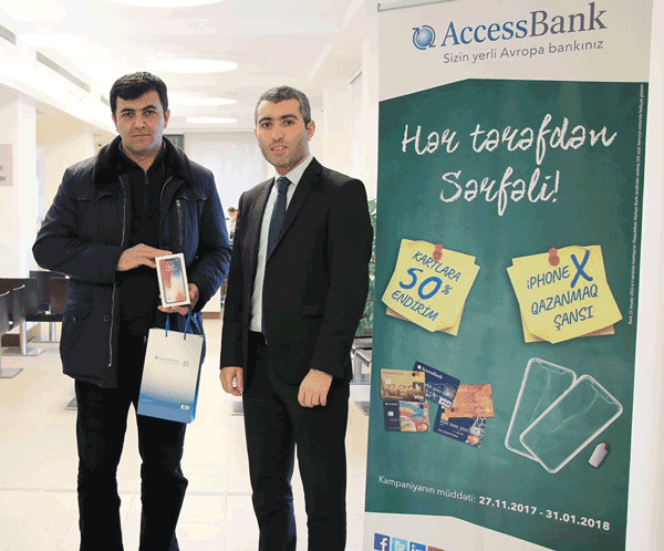 AccessBank-ın iki müştərisi "iPhone X" qazanıb - FOTOLAR