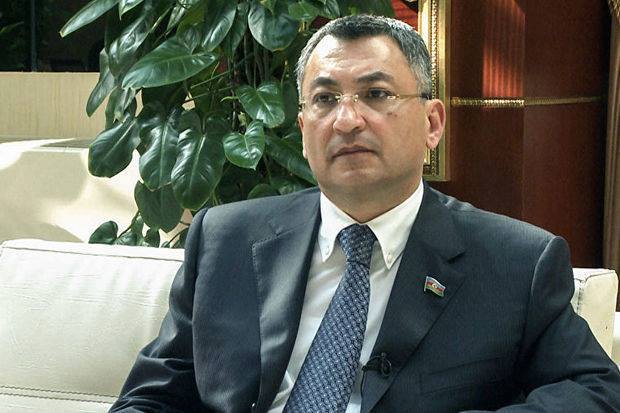 “Sarkisyanla görüşdə ona təzim etməmişəm” – Deputat bloqqerlərin tirajladığı FOTO HAQDA