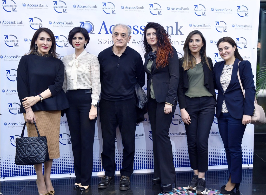 AccessBank "Adamlar və siçanlar" tamaşasına dəstək verdi - FOTOLAR