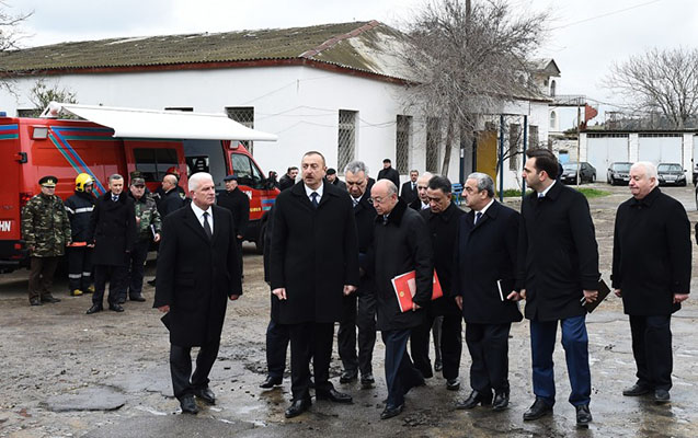 Prezident yanğın yerində — FOTOLAR