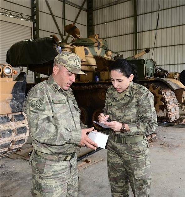 Afrində terrorçulara qan udduran qadın hərbçilər – FOTOLAR