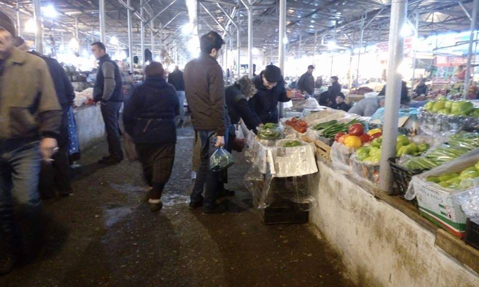10 manata səməni, 5 manata qarpız.... – BAYRAM BAZARINDAN REPORTAJ
