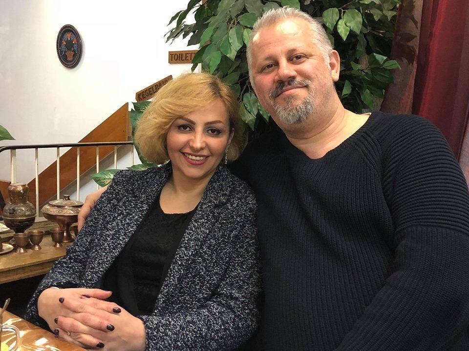 ANS-in aparıcısı Almaniyada nişanlandı – FOTO