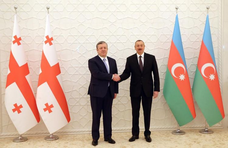 İlham Əliyev Gürcüstan baş naziri ilə görüşdü
