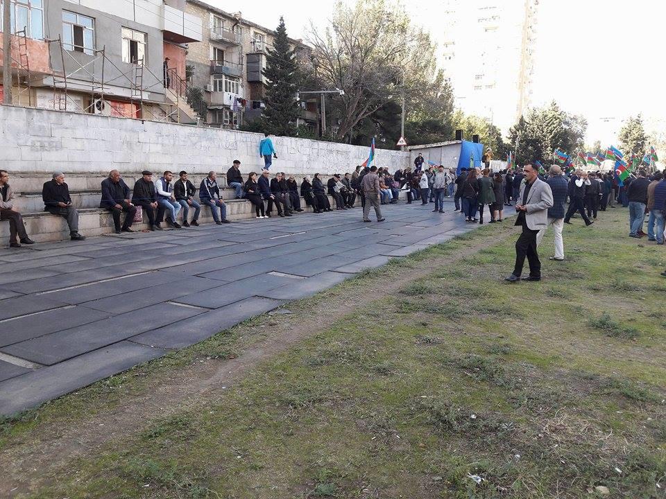 "Məhsul" palatası: ayaqyolu müxalifətinin mitinq matəmi