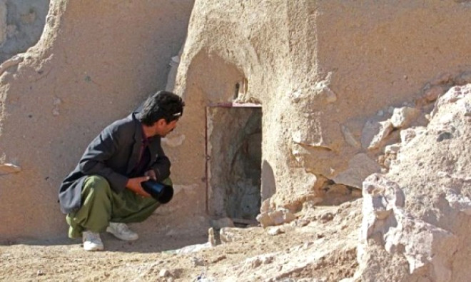 1 Metre Boyunda İnsanların Yaşadığı Yer: Makhunik Köyü