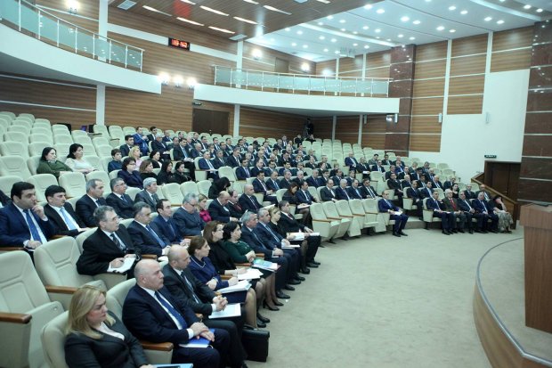Dövlət Sosial Müdafiə Fondunun əməkdaşları cəzalandırıldı