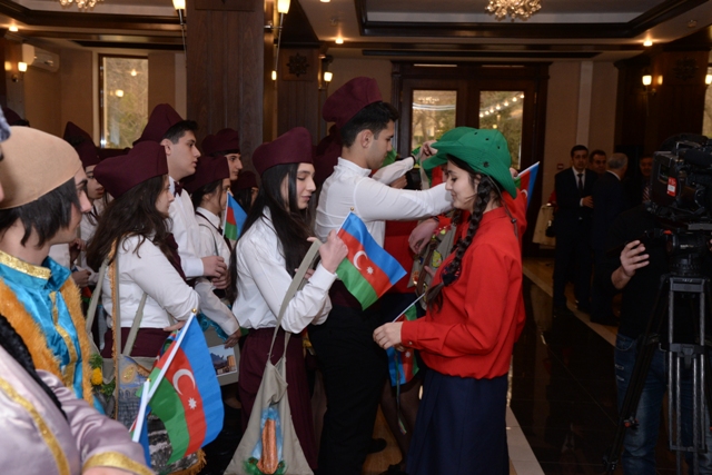 Nəsimi rayon məktəbliləri “Ölkəmizi tanıyaq” layihəsi üzrə Naxçıvan Muxtar Respublikasına səfərə hazırlaşırlar