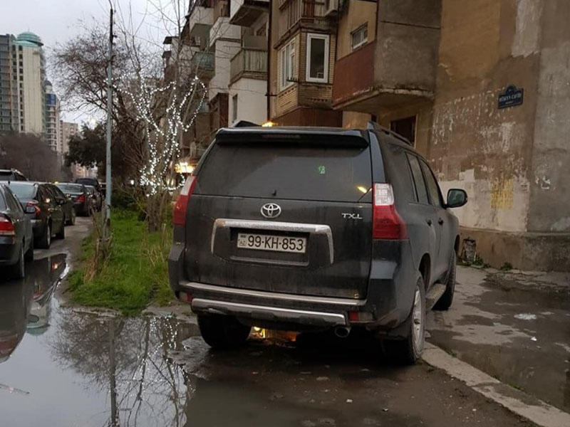 Faiq Ağayev yol polisinə səsləndi: "Bir ədəd azərbaycanlı..." - FOTO
