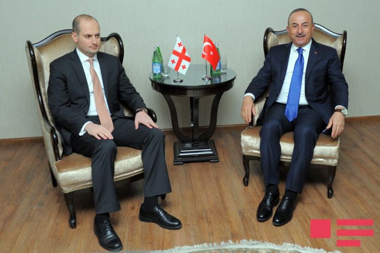 Bakıda Türkiyə və Gürcüstanın XİN rəhbərləri arasında görüş keçirilir