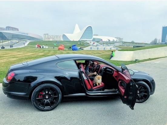 Kamil özünə Bentley aldı - FOTO
