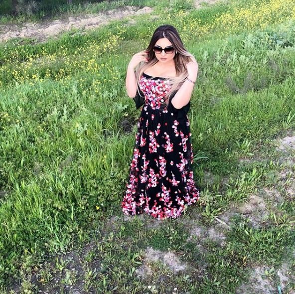 Bu da Şəbnəm Tovuzlunun bahalı avtomobili - FOTO