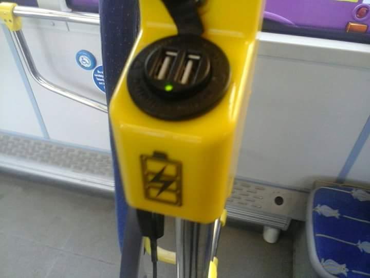 Bakıda avtobuslarda telefonu yükləmək mümkün olacaq - FOTO