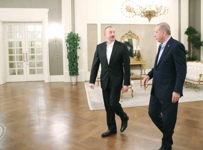İlham Əliyev Ərdoğanla birgə şam edib - FOTOLAR