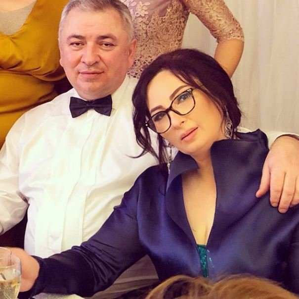 Bu da Azərbaycanın ən gözəl uşağı Banunun nənəsi və babası - yeni FOTO