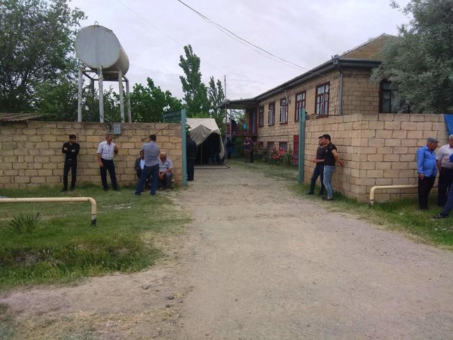 Sabirabadda 6 qadının öldüyü ailə faciəsinin İLGİNC DETALLARI: Traktoru oğlu sürürmüş... - FOTO